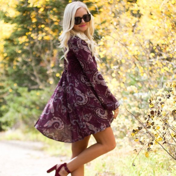 FREE PEOPLE  Burgundy Wine Print Lace Cut Out Front Dress M - Picture 2 of 7